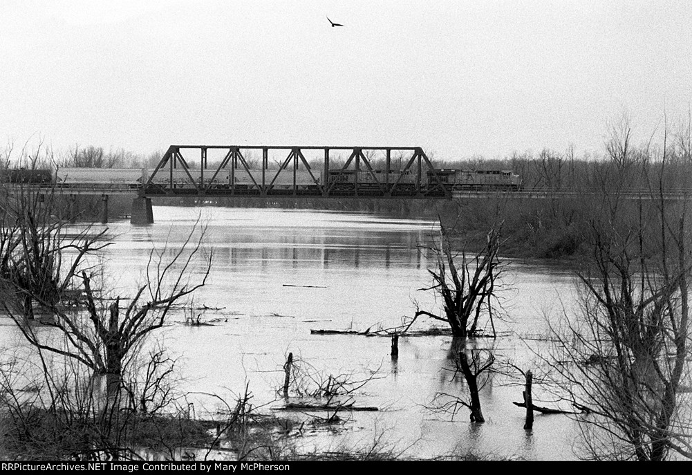 Northbound on the Big Muddy